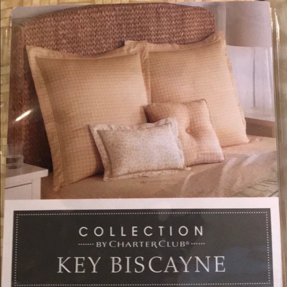 Charter Club 4 Piece Decorative Accent Set